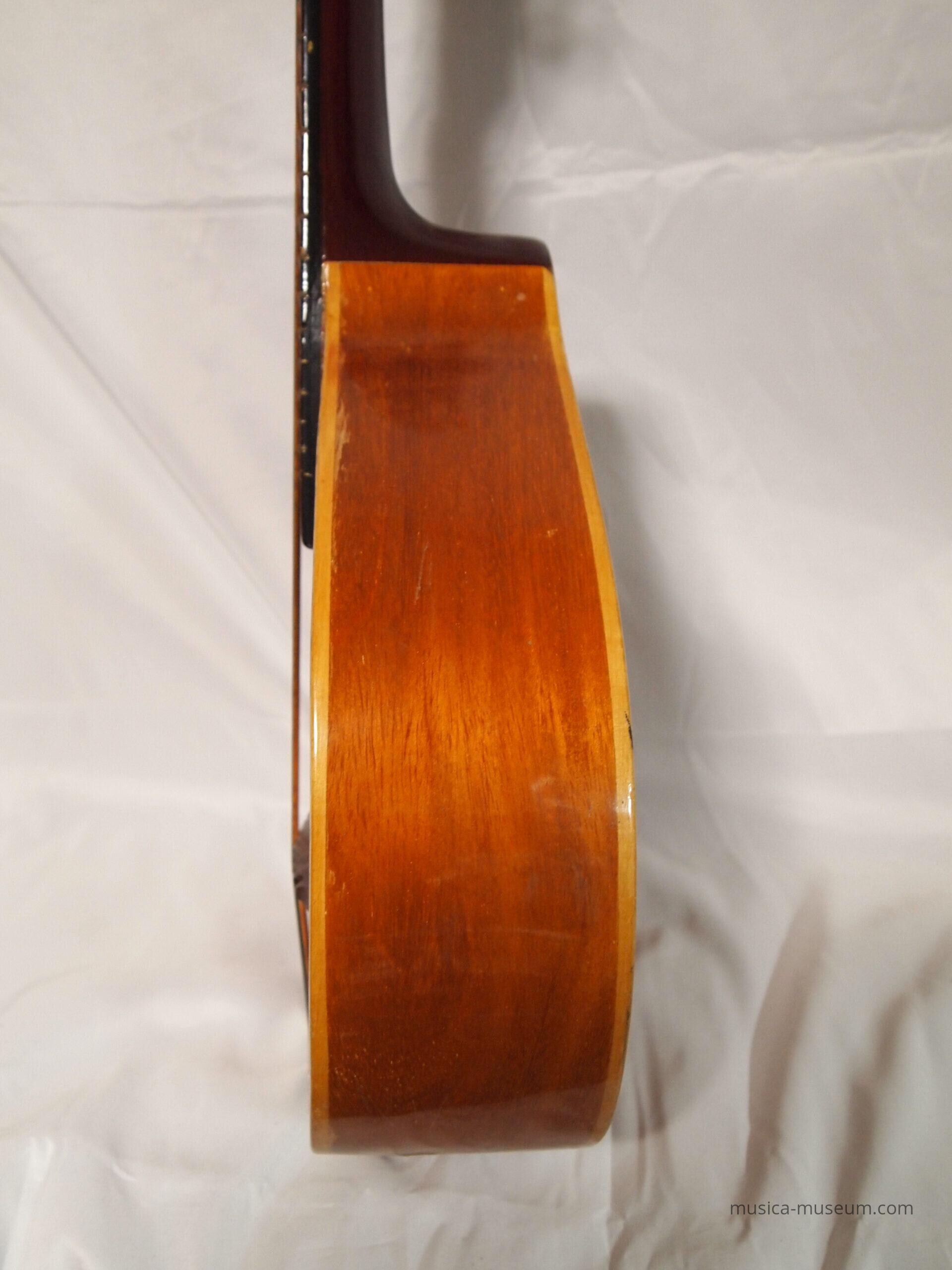 バンドゥリア（14弦）(Bandurria 14Strings) - MUSICA MUSEUM